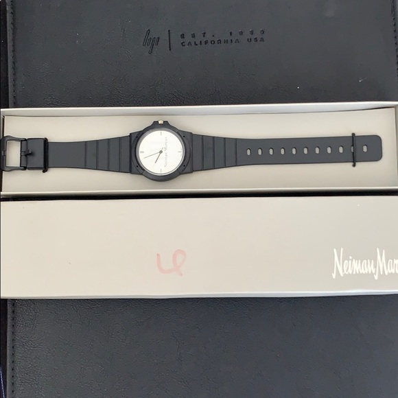 Authentic Neiman Marcus watch - Picture 4 of 5